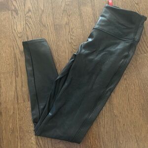 NWOT Spanx Black Faux Leather Leggings size M